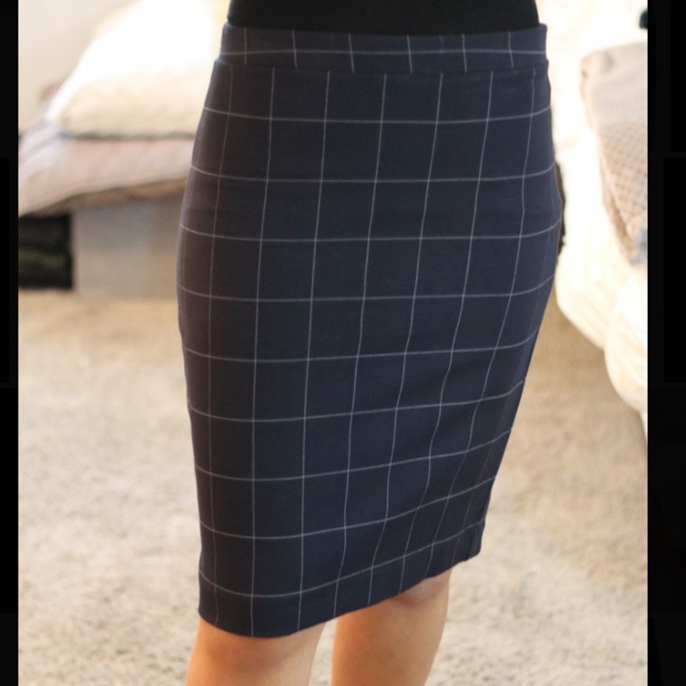 Banana Republic Navy Patterned Pencil Skirt